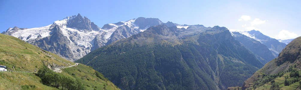 Panorama de La Meije et du Rateau depuis le Chazelet